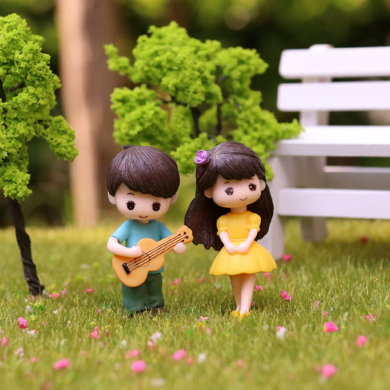 Miniatur pasangan figur pecint - Bonsai Garden Ideas ulasan dan harga